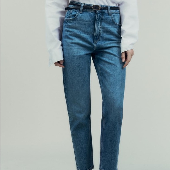 Zara Mom Jeans - Picture 2 of 5